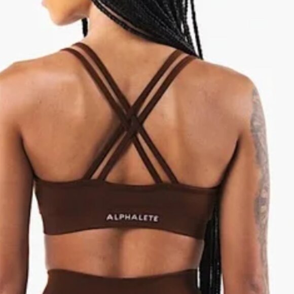 Alphalete Deep V bra - Picture 2 of 6